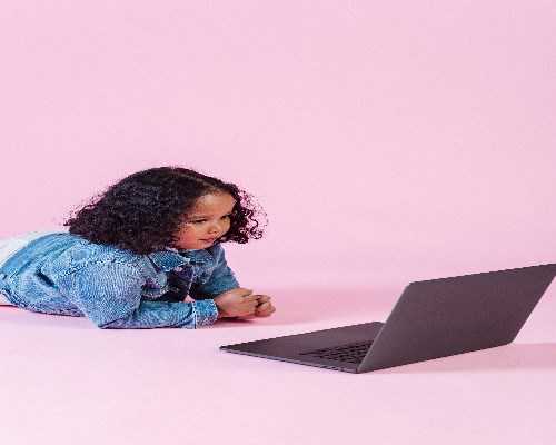 <strong>揭秘供卵试管风险与正规助孕途径</strong>